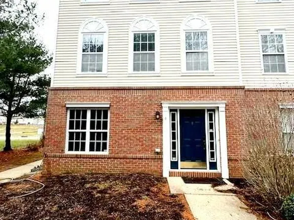 6 Kosmoski Ter, Parlin, NJ 08859