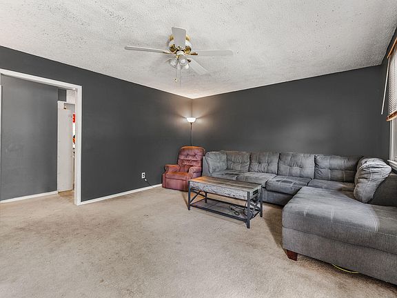 5th image of 2516 N Pierce Avenue