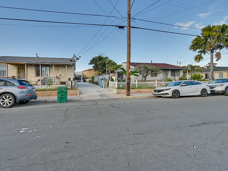 7440 Hyatt St #ID1596271P — Photo 23