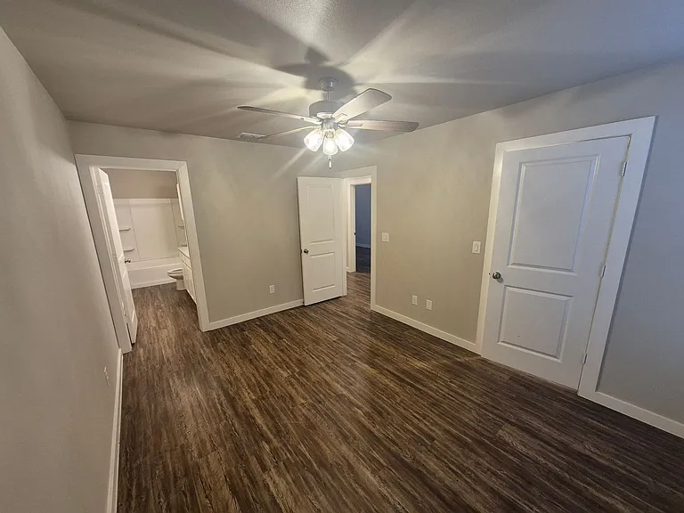 2131 Kokomo Ave — Photo 12