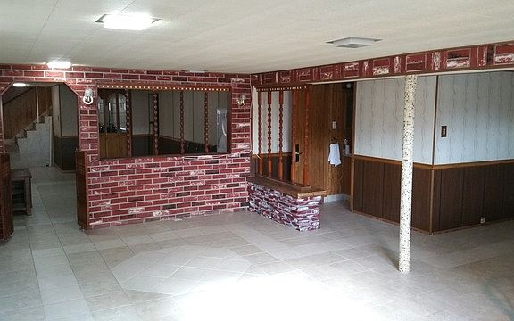 3rd image of 4835 N Oriole Ave