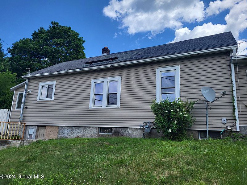 2nd image of 41 Northern Drive