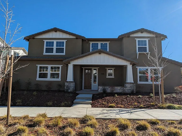 2468 Lake Club Dr — Photo 1