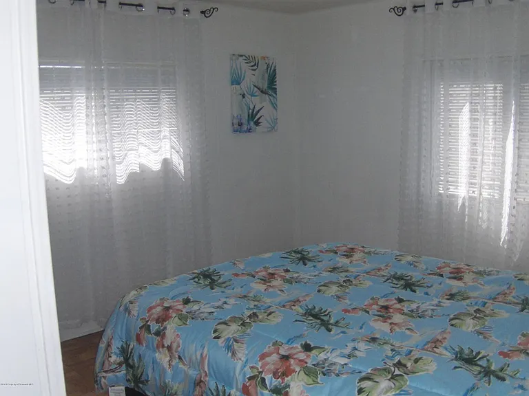 8039 Eastern Circle Dr — Photo 8