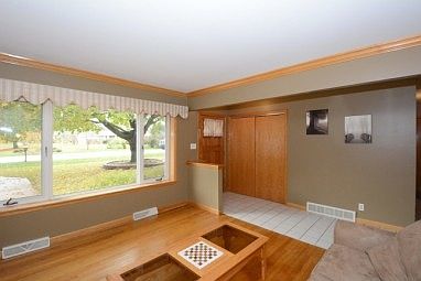 5th image of 4700 W Donges Ln