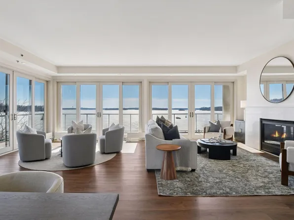 4100 Shoreline Dr #S206, Spring Park, MN 55384