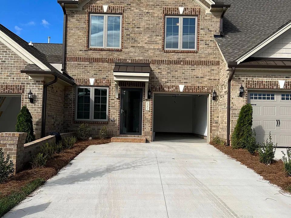 2252 Willard Dairy Rd