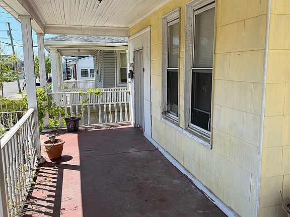 5th image of 6932 Burchell Avenue