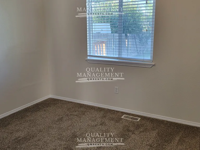 2104 E Olympic Ave — Photo 7