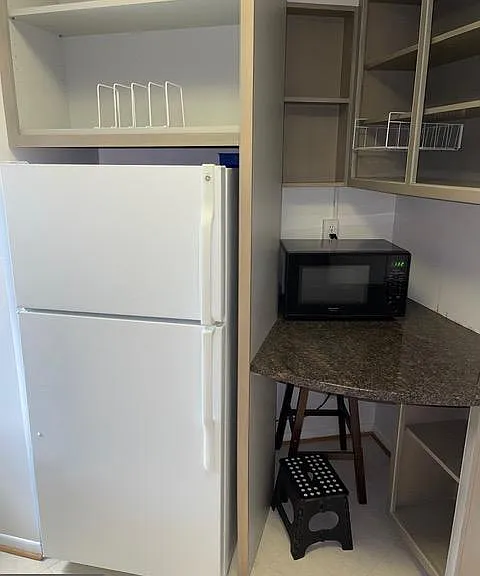 4200 Cathedral Ave NW #708 — Photo 8