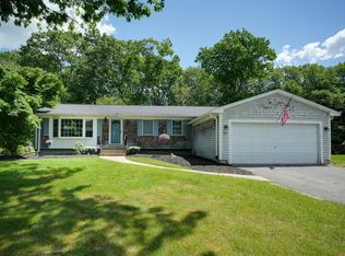 45 Temi Rd, Holliston, MA 01746
