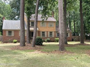 2207 Stallings Dr, Kinston, NC 28504