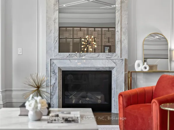 215 Elmhurst Ave, Toronto, ON M2N 1S2