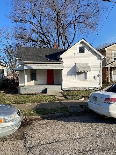 1315 Grove St photo 1