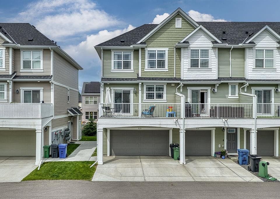 1st image of 418 E Copperstone Mnr SE