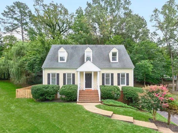 1755 Hearthglow Ln, Charlottesville, VA 22901