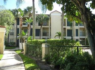875 Riverside Dr APT 711, Pompano Beach, FL 33071