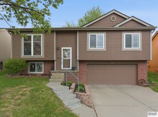 5409 S 190th St, Omaha, NE 68135