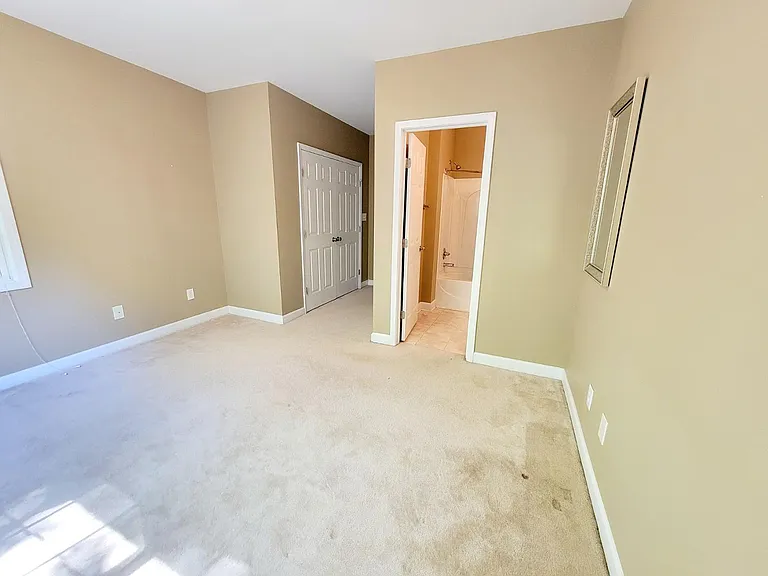 4640 Centrebrook Cir — Photo 21
