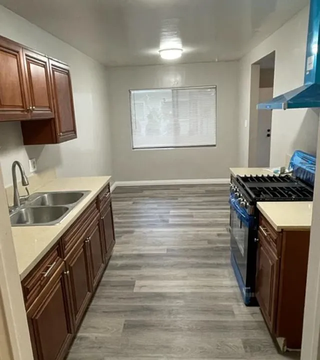 1718 Evergreen St #1