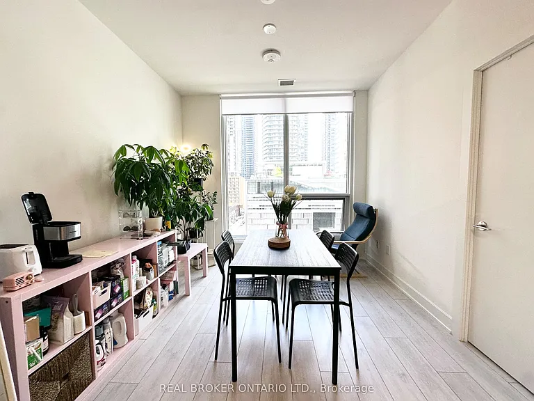 15 Mercer St #818 — Photo 9