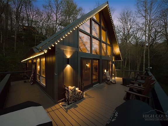 2nd image of 429 Green Cove Road