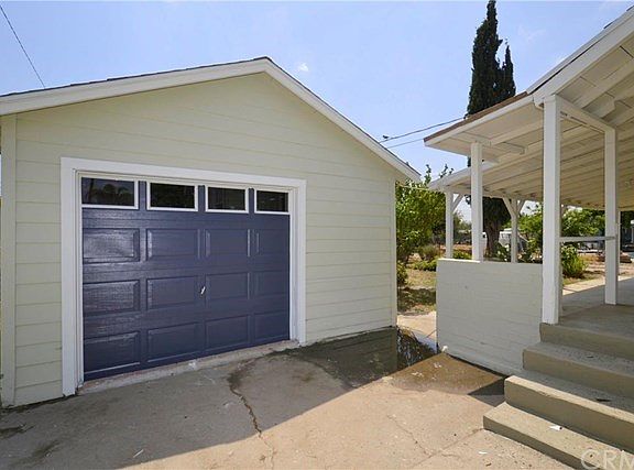 2nd image of 25553 Amanda St