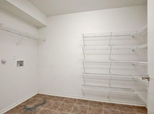 222 Val Verde Dr, New Braunfels, TX 78130