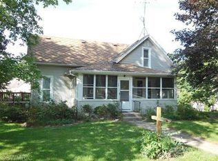 129 Cross St, Lawrence, MI 49064