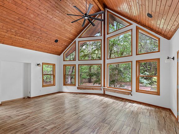 3rd image of 2495 Eden Forest Rd