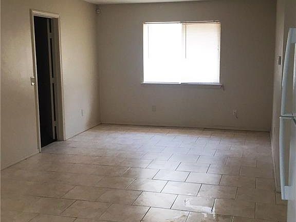5th image of 1425 Grand Blvd