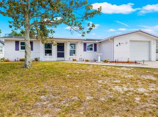 7800 Ilex Dr, Port Richey, FL 34668