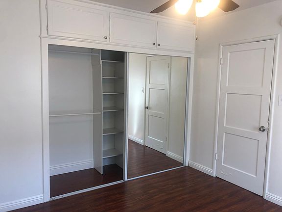 3rd image of 4712 Elmwood Ave APT 9