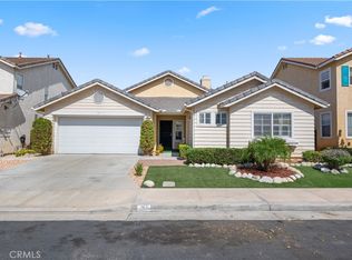 347 Camden Ct, Corona, CA 92879