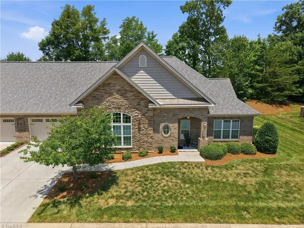 5424 Ggo Dr, Greensboro, NC 27406