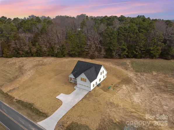 2095 Tite Rd, Stanfield, NC 28163