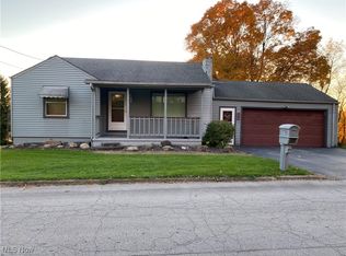 570 Nellie St, Masury, OH 44438