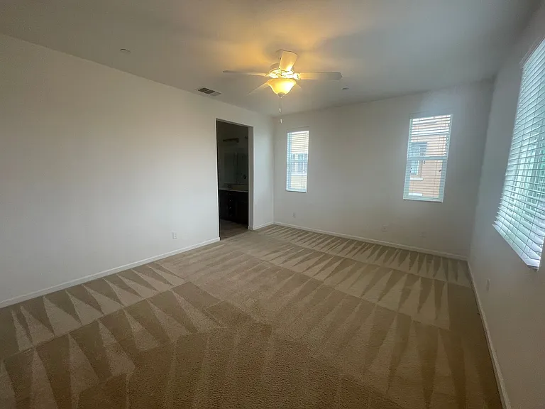 2053 Camino Real Way #B — Photo 15