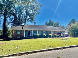 803 Volunteer Dr, Tuscumbia, AL 35674