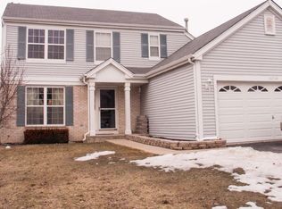 10730 Rushmore Ln, Huntley, IL 60142