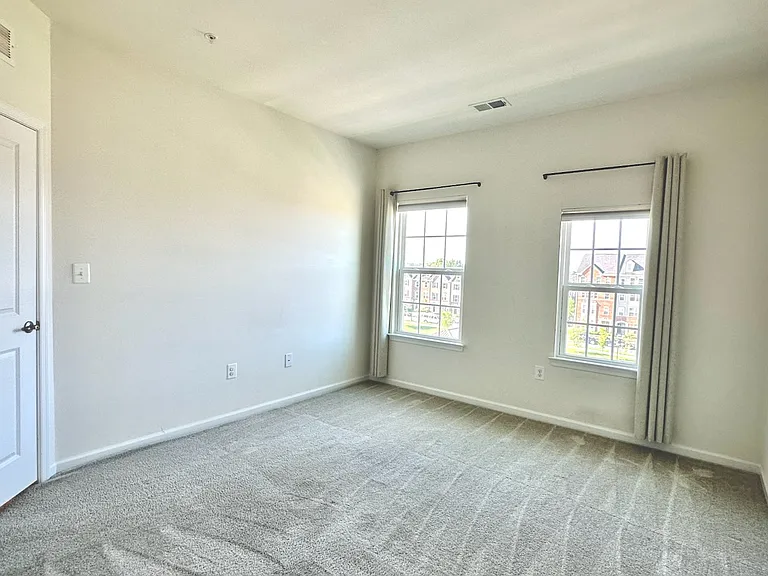 5312 N Center Dr — Photo 5