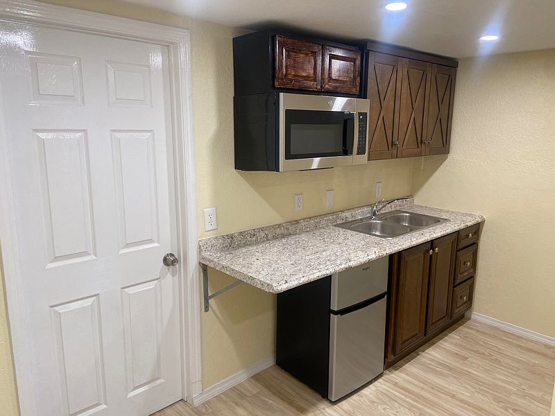 1st image of 2221 Gold Ave Unit B