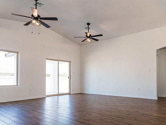 5th image of 11674 Picacho St