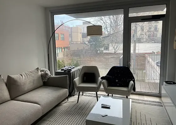 Rented by Batra Group Inc | media 14