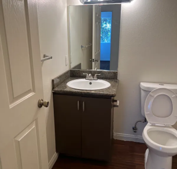238 E Vernon Ave #203 — Photo 9