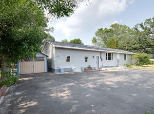 1519 County Road C E, Maplewood, MN 55109
