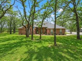 321 Niki Rd, Paradise, TX 76073