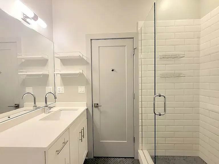 2900 W Logan Blvd #204 — Photo 6