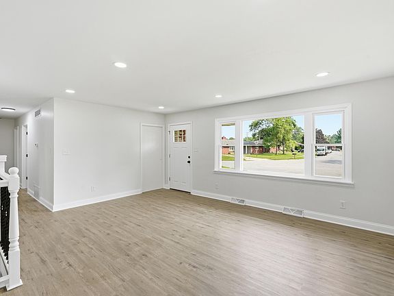 3rd image of 1401 W 55th Ave