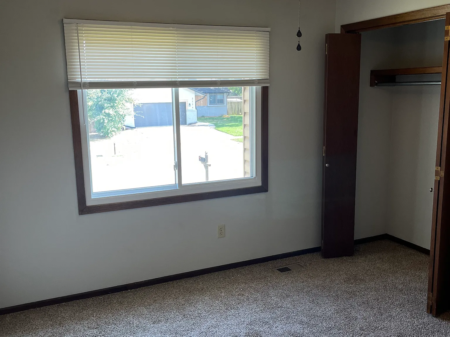 3 bed, 1904 sqft, $1,550 — Photo 4